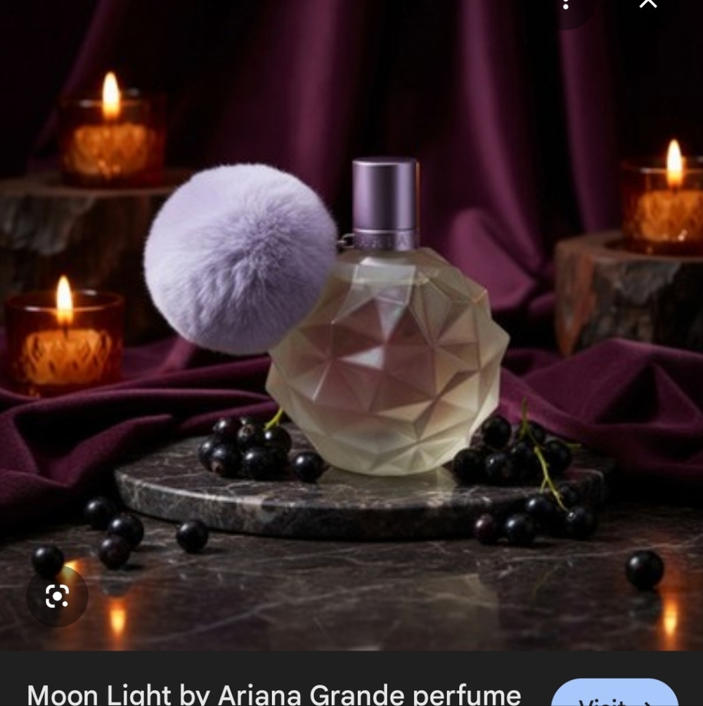 Ariana Grande Moonlight - Picture 11 of 15